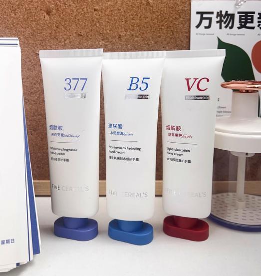 深度评测：美白护手霜哪个牌子能改善手部AG旗舰厅app口碑最佳的10款护手霜(图2)